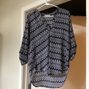 Lush - perfect roll tab sleeve tunic